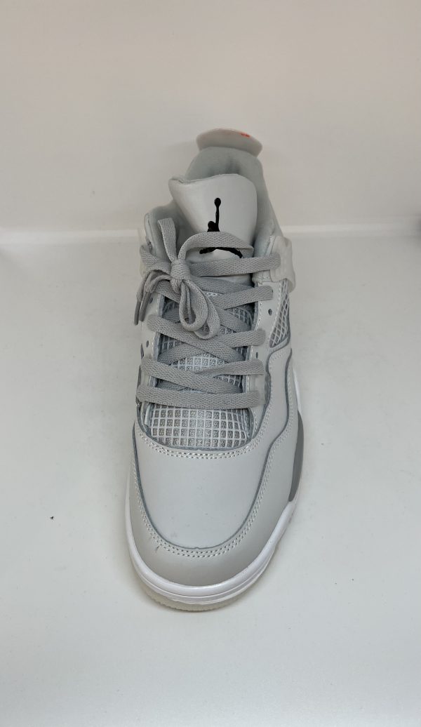 Nike Air Jordan - Image 2