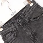 Jeans - Image 2